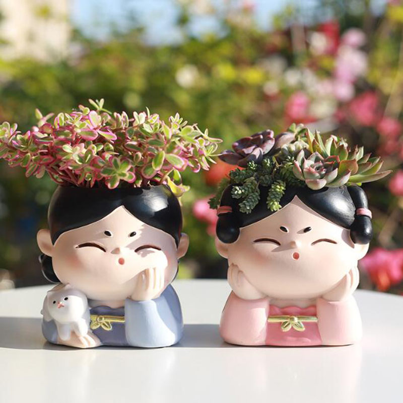 Resin Tang Dynasty Lady Nurser - Bonsai Garden Europe review and price